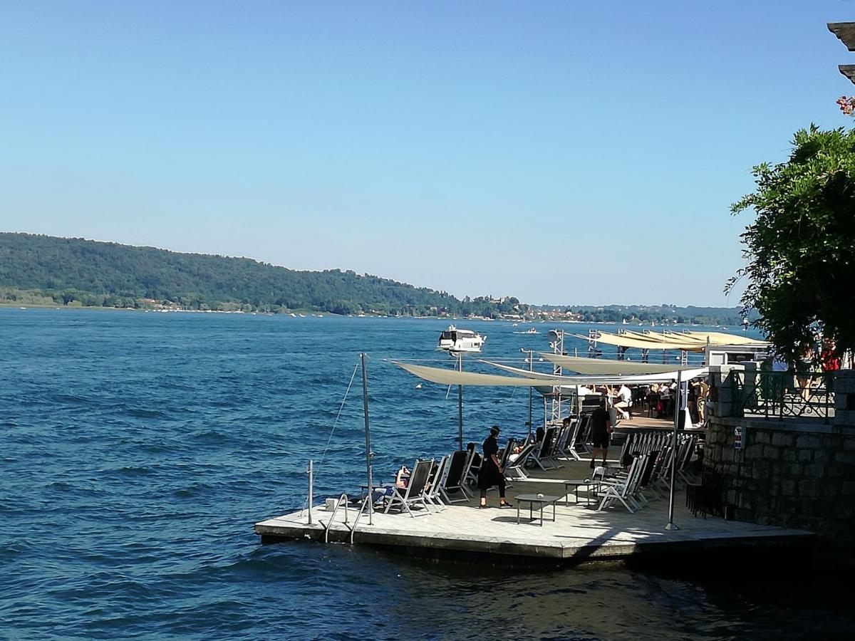 Suite 51 Appartamento Con Terrazzo A 50 Mt Dal Lago - Private Parking (Adults Only) อาโรนา ภายนอก รูปภาพ