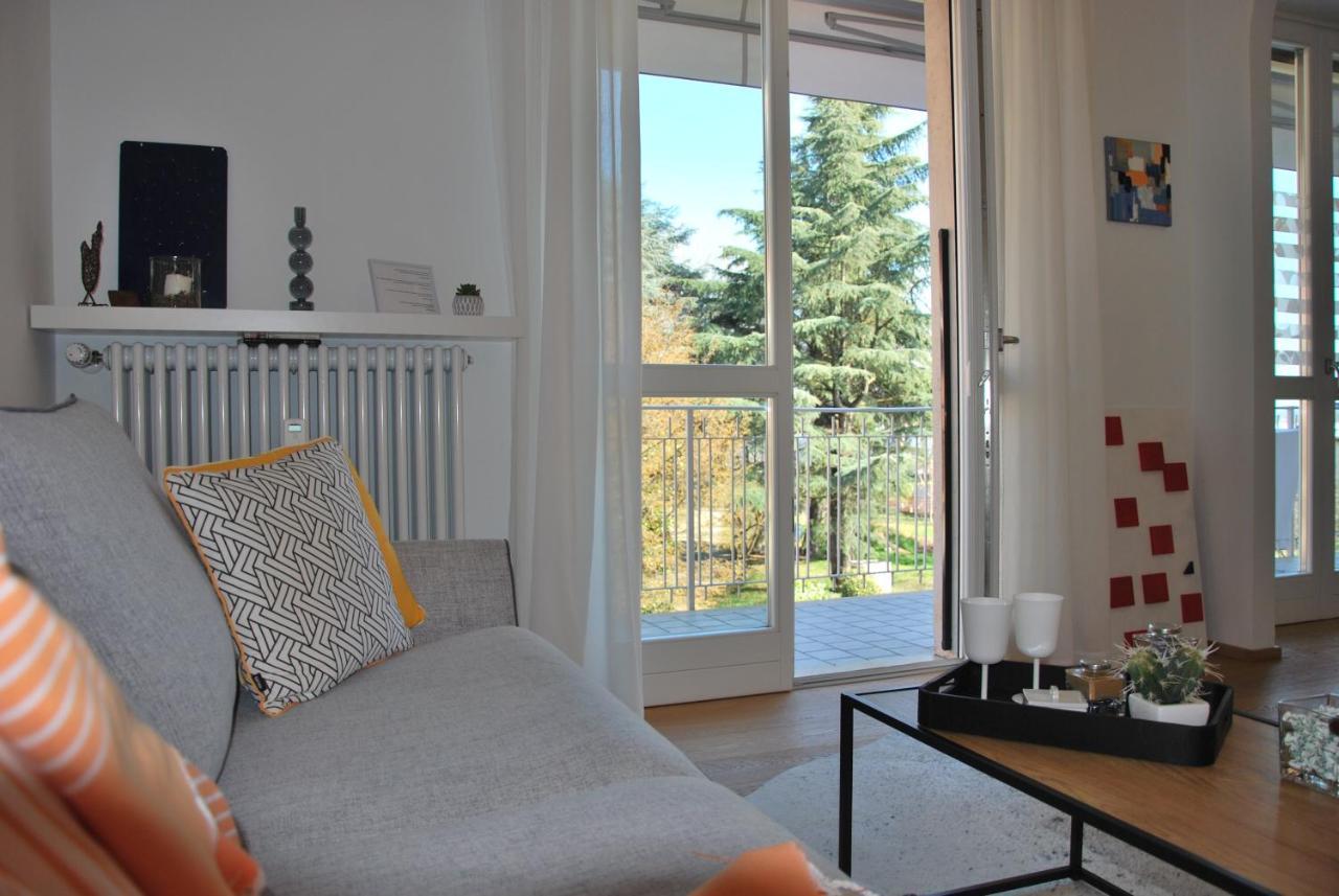 Suite 51 Appartamento Con Terrazzo A 50 Mt Dal Lago - Private Parking (Adults Only) อาโรนา ภายนอก รูปภาพ