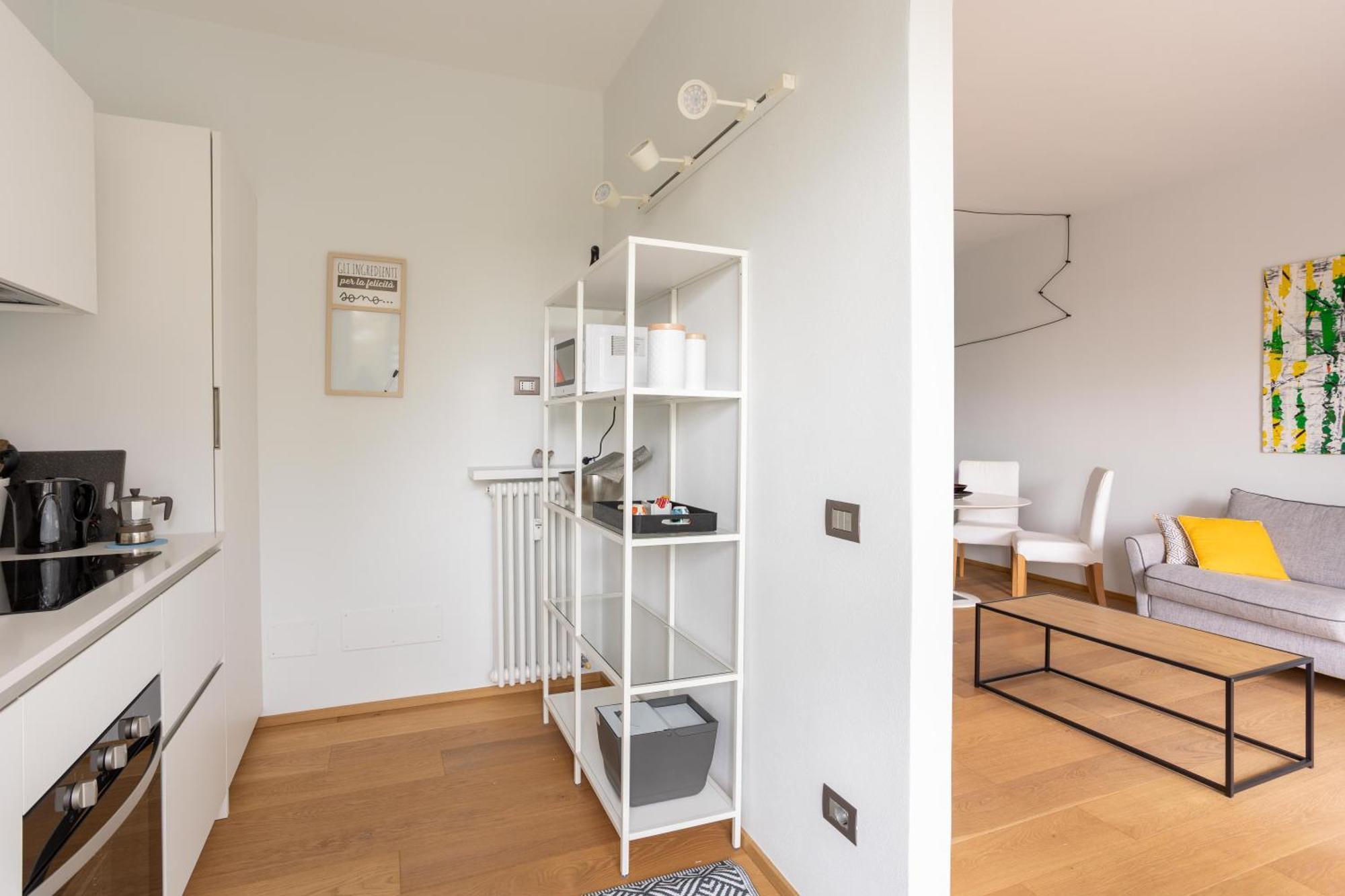 Suite 51 Appartamento Con Terrazzo A 50 Mt Dal Lago - Private Parking (Adults Only) อาโรนา ภายนอก รูปภาพ