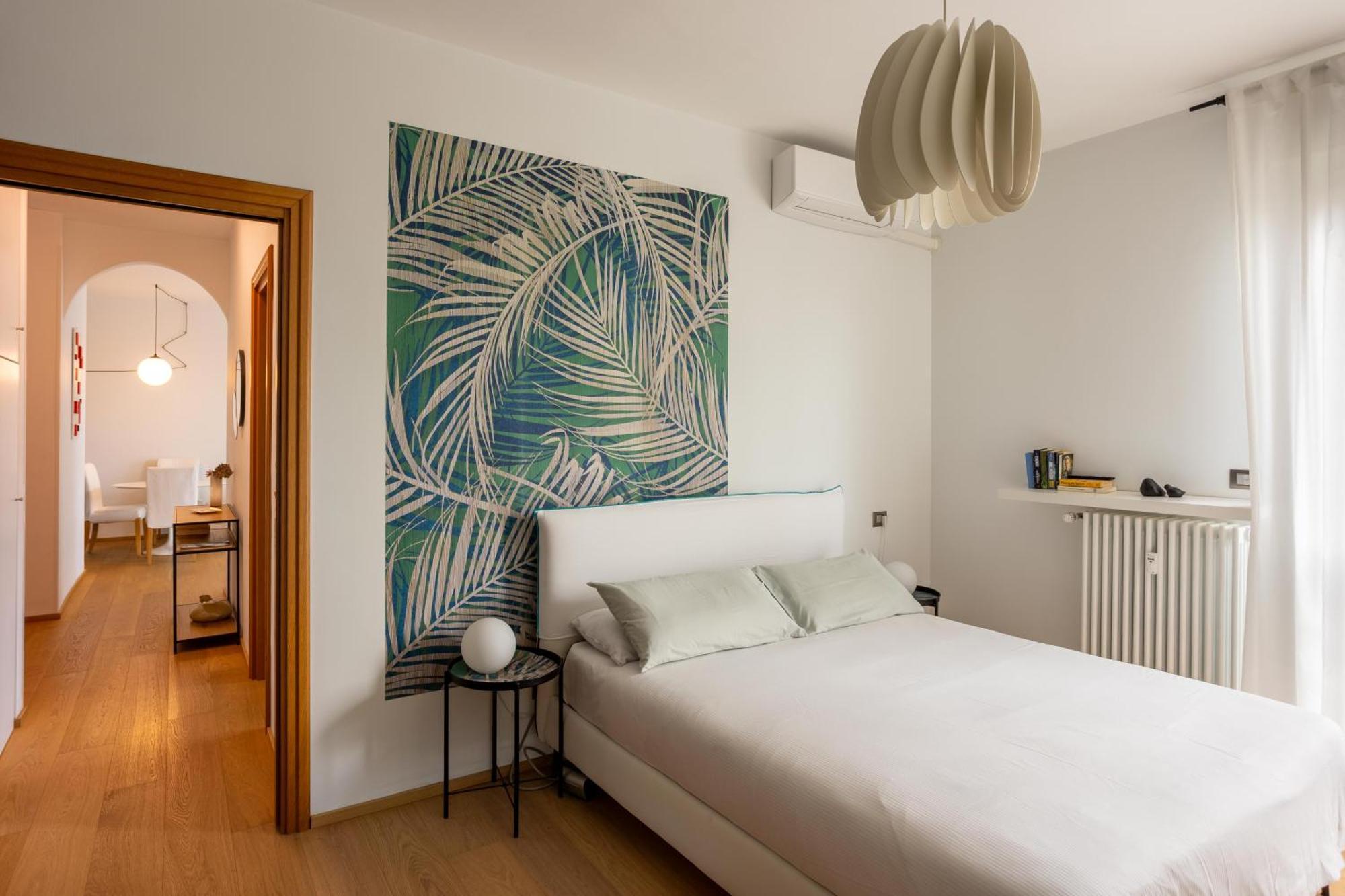 Suite 51 Appartamento Con Terrazzo A 50 Mt Dal Lago - Private Parking (Adults Only) อาโรนา ภายนอก รูปภาพ